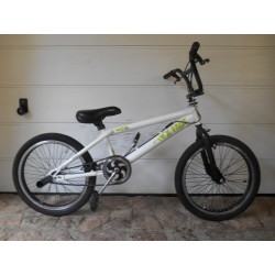 20 colos X-Fact BMX kerékpár