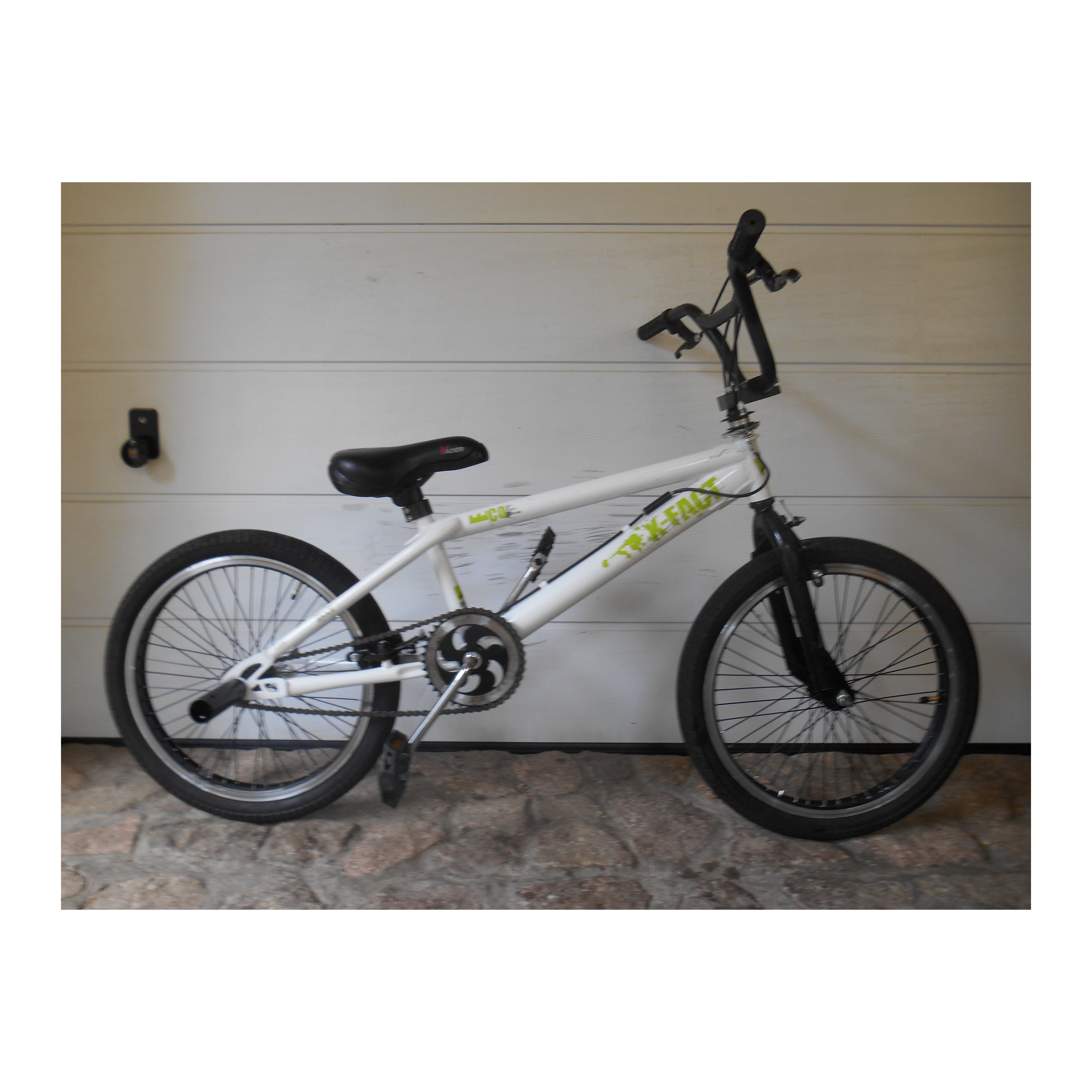 20 colos X-Fact BMX kerékpár
