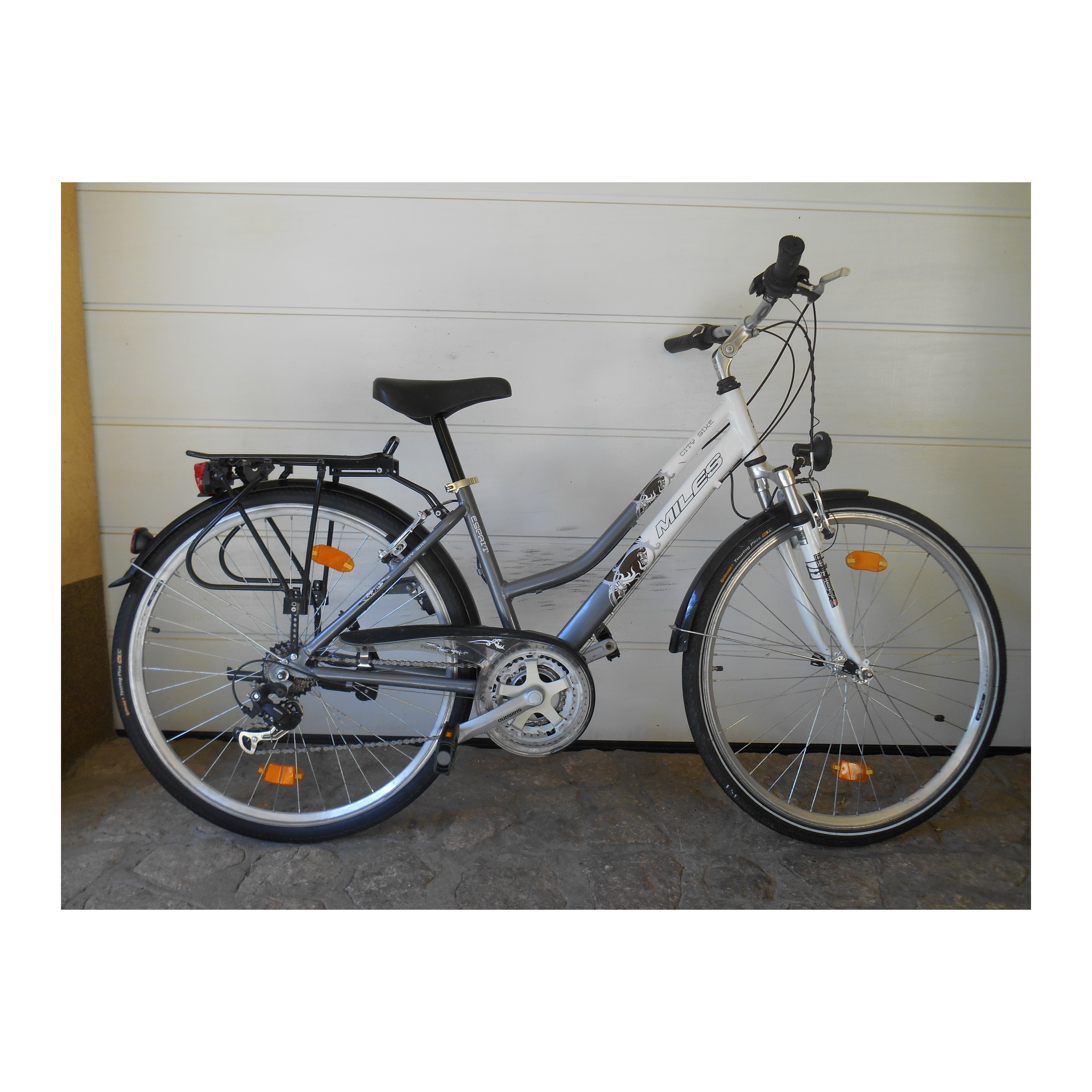 28 colos Miles német női alu trekkingkerékpár