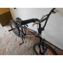 20 colos Issimo BMX kerékpár