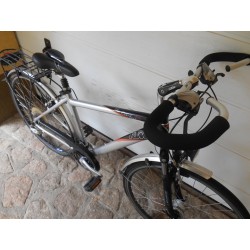 28 colos KTM Comfort férfi alu trekkingkerékpár